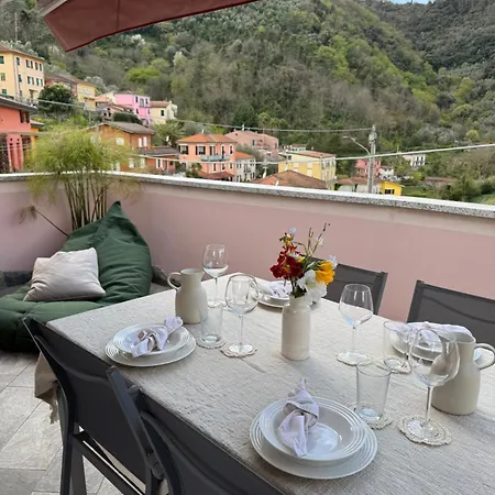 La Tra Cinque Terre E Versilia Hébergement de vacances *