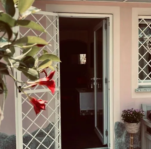 La Tra Cinque Terre E Versilia Ameglia