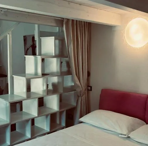 La Tra Cinque Terre E Versilia *