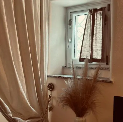 La Tra Cinque Terre E Versilia Ameglia