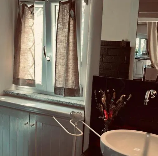 La Tra Cinque Terre E Versilia Ameglia